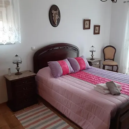 Konukevi Maria Ines House 3*