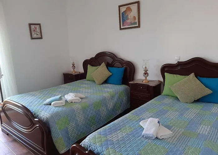 Maria Ines House 3* 纳扎雷