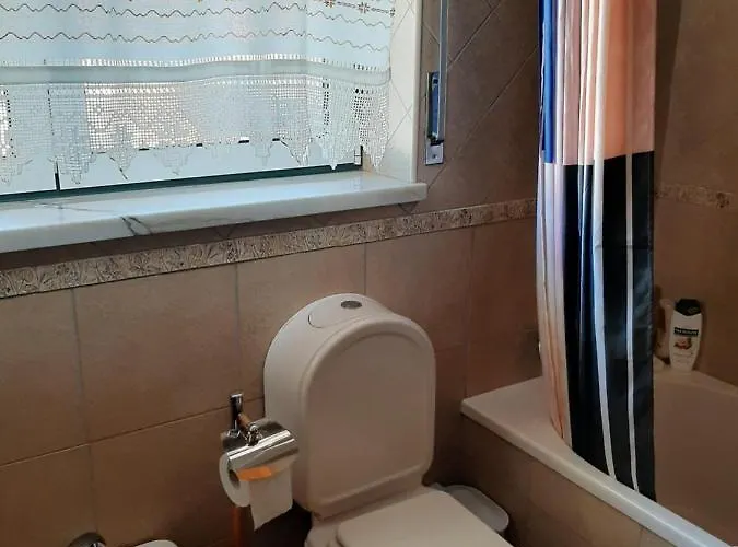 Maria Ines House 3* 纳扎雷