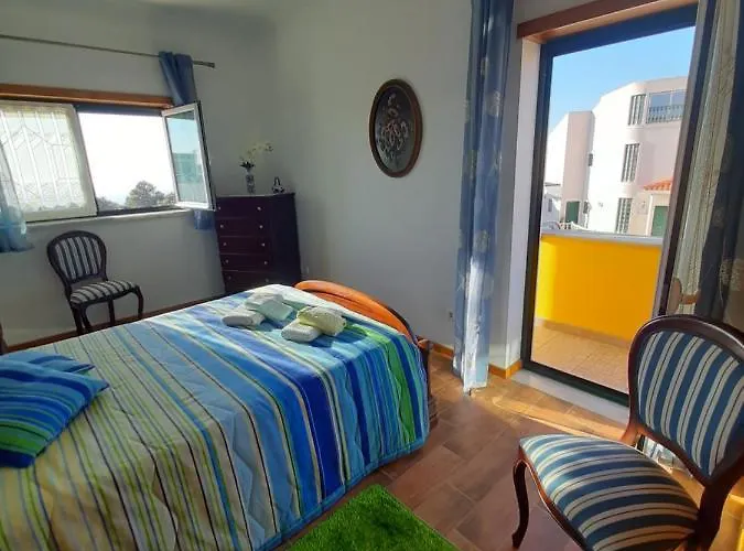 Maria Ines House 纳扎雷