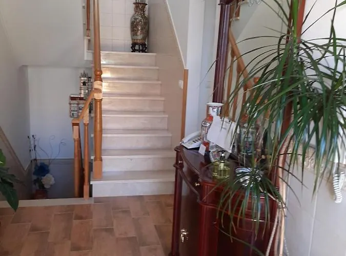 Maria Ines House 招待所