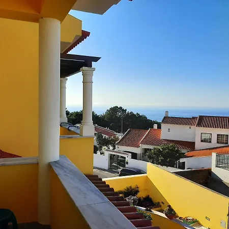 Maria Inês House Casa de hóspedes Nazaré