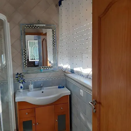 Maria Ines House Guest house