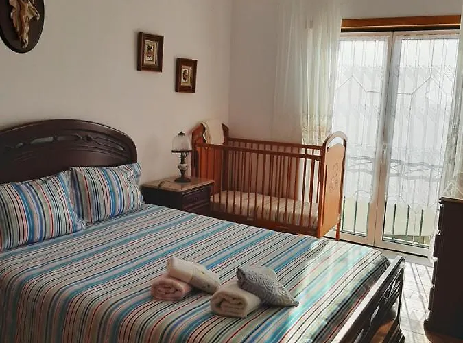 Maria Inês House Nazaré